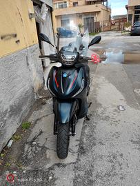 Beverly 400S hpe Limited Edition 