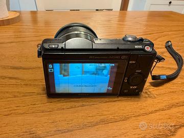Fotocamera Sony A5000  solo corpo e accessori