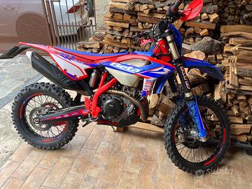 Beta rr 390 enduro racing