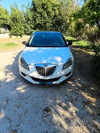 lancia delta III 844 1.6 mjt 120 cv argento 