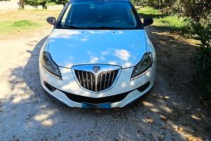 lancia delta III 844 1.6 mjt 120 cv argento 