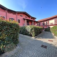 2 LOCALI A TRONZANO VERCELLESE