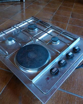 Piano cucina con fornelli + piastra elettrica