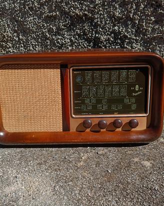 Radio Magnadyne SV62
