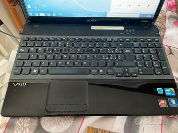 Notebook Sony Vaio VPCEB1M1E