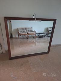 Specchio bagno con lampada