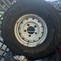 Gomme 285/75/16 mud