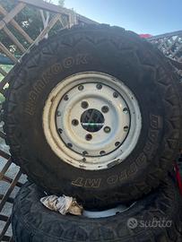 Gomme 285/75/16 mud