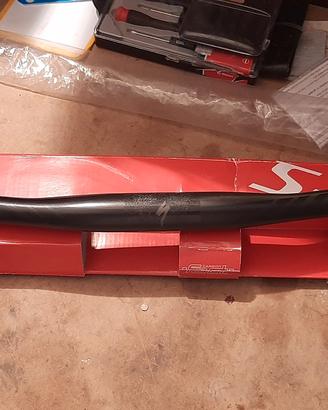manubrio carbonio flat 71 cm diametro 31,8