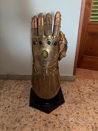 Guanto dell’Infinito Thanos DeAgostini 1:1