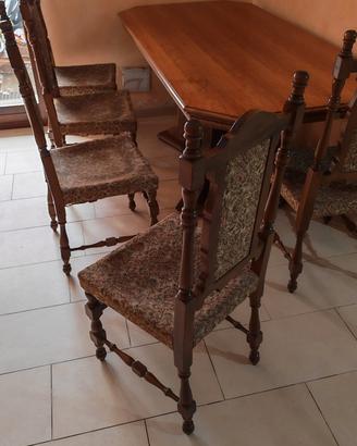  Tavolo in Legno + 5 sedie coordinate