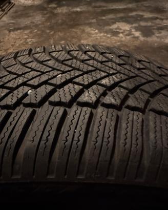 Pneumatici bridgestone blizzak 205/55 R17 95V