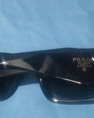 Occhiali da sole Prada da donna originale 