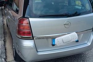 Opel Zafira 1.9CDTI