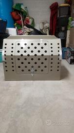 Trasporto per cane. Su misura. Peugeot 3008. Terni