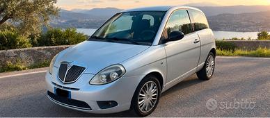 Lancia Ypsilon 1.2 benzina 2011