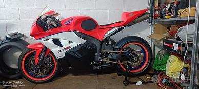Honda CBR 600 RR 2009 uso pista immatricolato