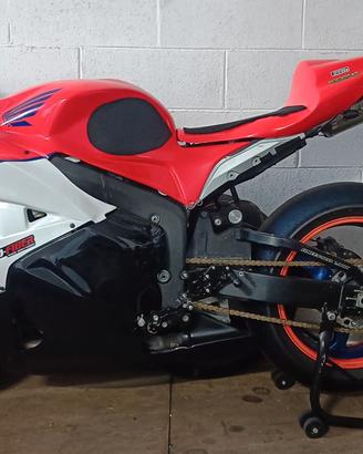 Honda CBR 600 RR 2009 uso pista immatricolato