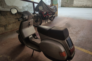 Vespa Cosa 200