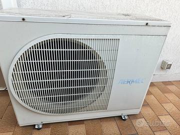 condizionatore esterno piu split Aermec