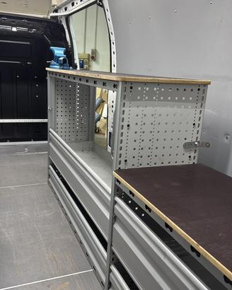 MOBILI MOBILIO ARREDO FURGONE INTERNI