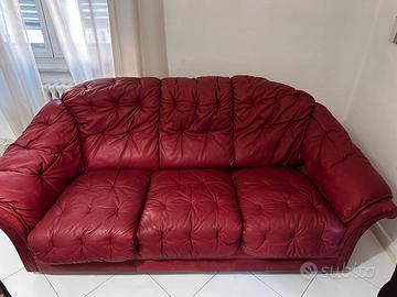 Divanoletto in pelle rosso con materassa