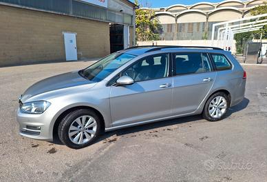 Golf Variant  1.6