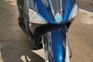 scooter liberty 125 4 t