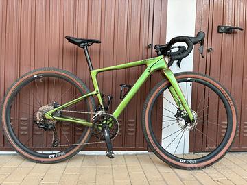 Cannondale topstone carbon