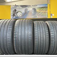 4 Gomme 305/30 R21 e 245/35 R20 Pirelli Porsche