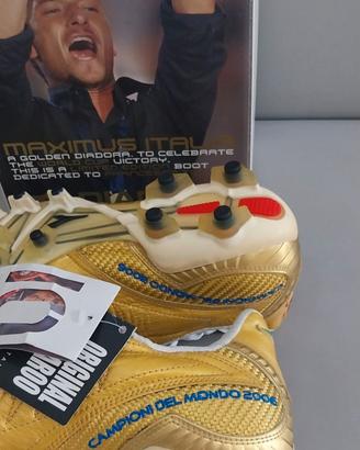 scarpa Totti celebrativa 