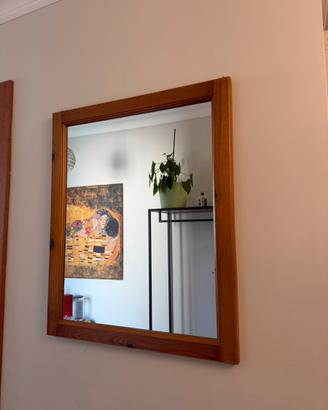 Specchio da parete con cornice in legno massello