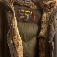 Woolrich giaccone marrone XS e altro woolrich nero