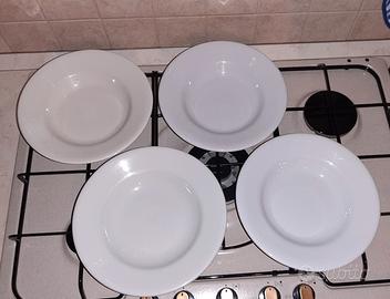 4 piatti fondi richard Ginori da collezione 