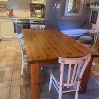 Tavolo in legno massello