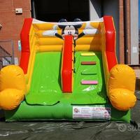 Scivolo gonfiabile piccolo per bambini