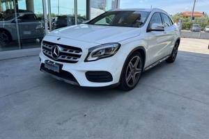 MERCEDES-BENZ GLA 200 d Automatic Premium