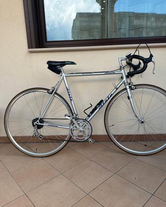 Bici da corsa vintage Atala Campagnolo anni 80'