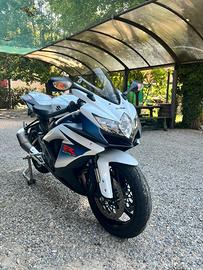 SUZUKI GSX-R 750 L0 Bianco/Blu