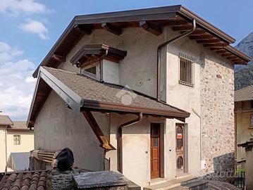 CASA INDIPENDENTE A ARDESIO