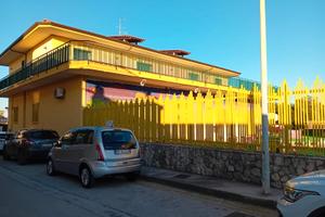 Locale commerciale 200 mq con 150 mq di Terrazzo