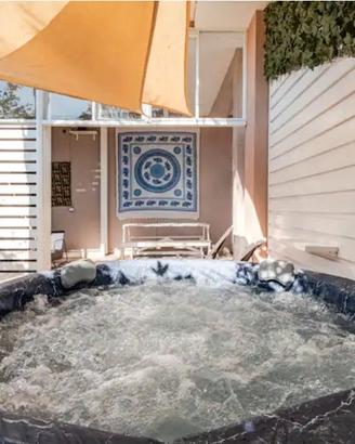 ? casa vacanze con vasca idromassaggio privata -