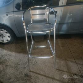 due sgabelli alluminio