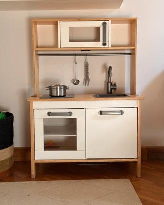 Cucina Ikea giocattolo completa di accessori