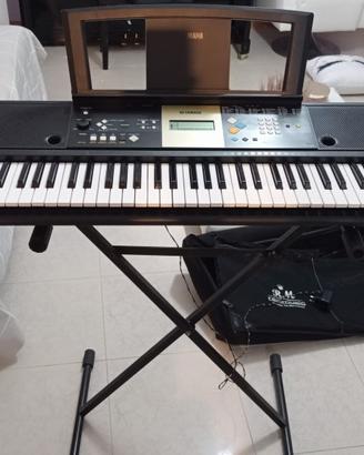 tastiera elettrica Yamaha tp220, completa di tu