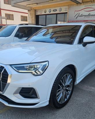 Q3 35 2.0 tdi 150cv Business Advanced s-tronic