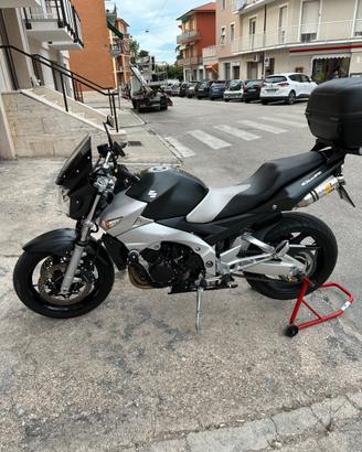 Suzuki GSR 600 2006 PERFETTA