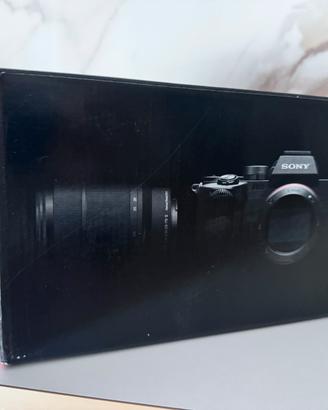 Sony Alpha 7 con obiettivo (NUOVO)