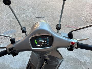 Vespa elettrica 125