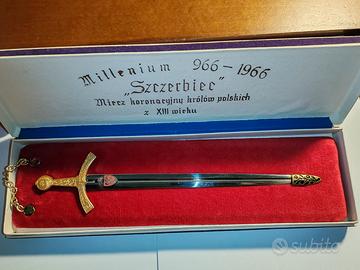Millenium 966-1966 miniatura di spada “Szczerbier”